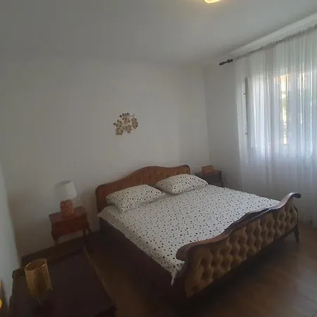 Lana Lägenhet Trogir